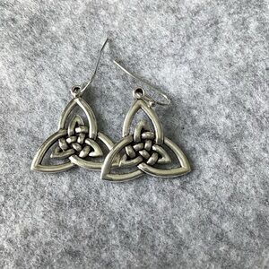 Elegant Silver Celtic Knot Earrings